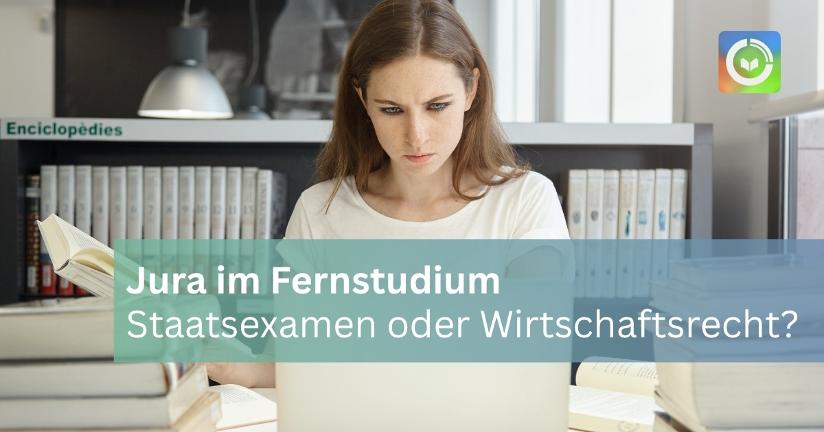 Staatsexamen oder Wirtschaftsrecht? Berufsbegleitende Programme an staatlichen und privaten Hochschulen verglichen.